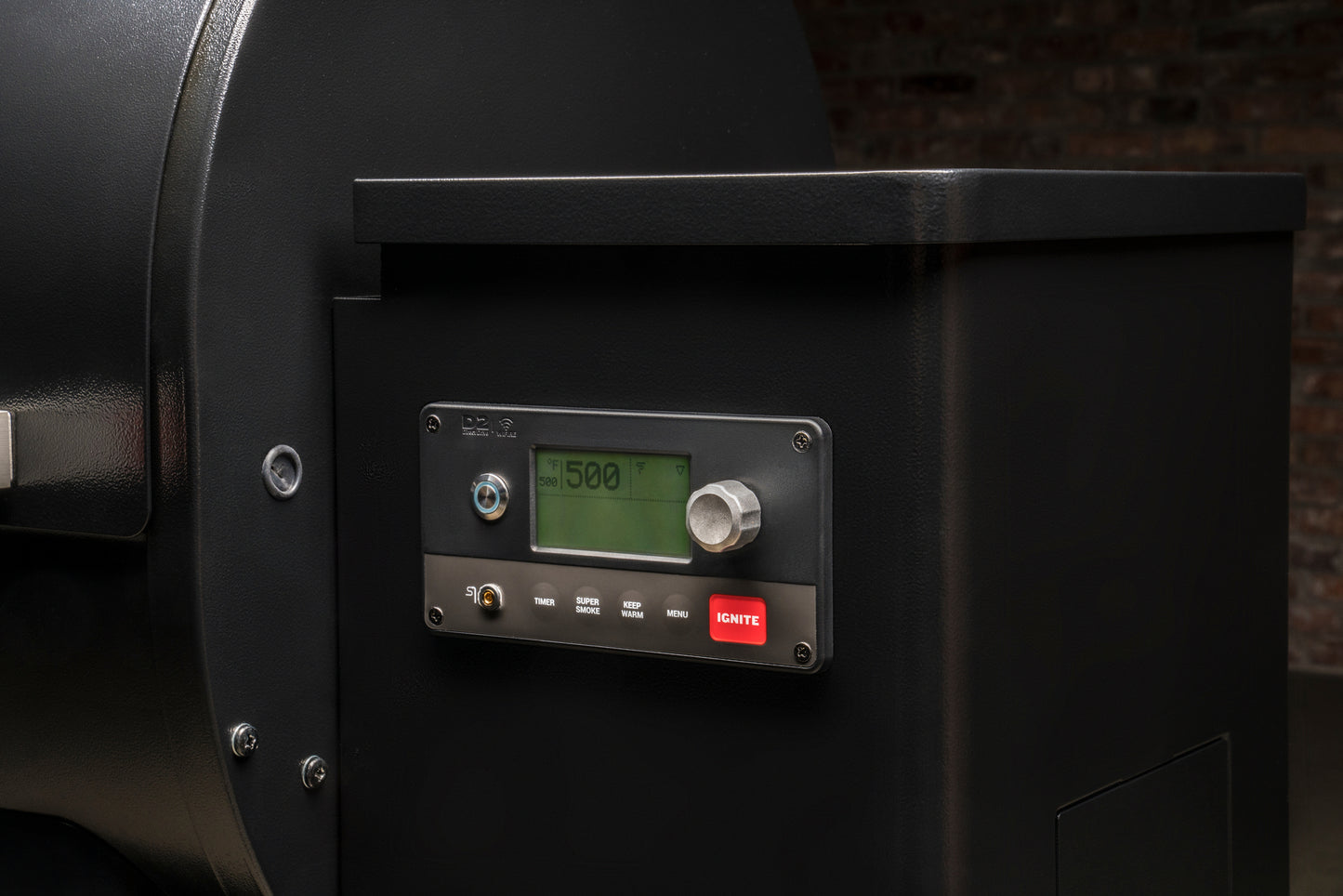 Traeger Ironwood 650 Wood Pellet Grill + Pellet Sensor
