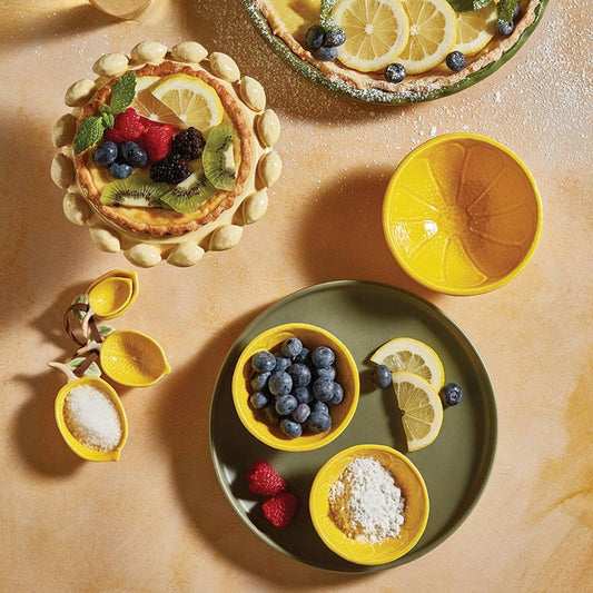 The lemon bowl pairs perfectly with the lemon measuring spoon (sold separately.)