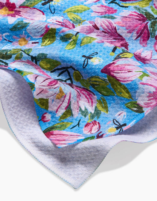 Buy 1 (one) single-sided Magnolia tea towel.