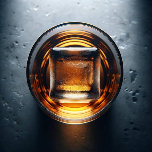 Enjoy the sleek look of clear ice, thanks to this square ice mold.
