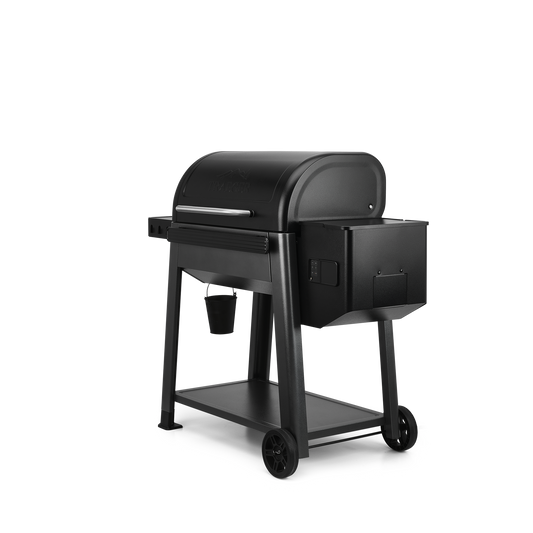 The Westwood XL comes with 823 square inches of cooking capacity.