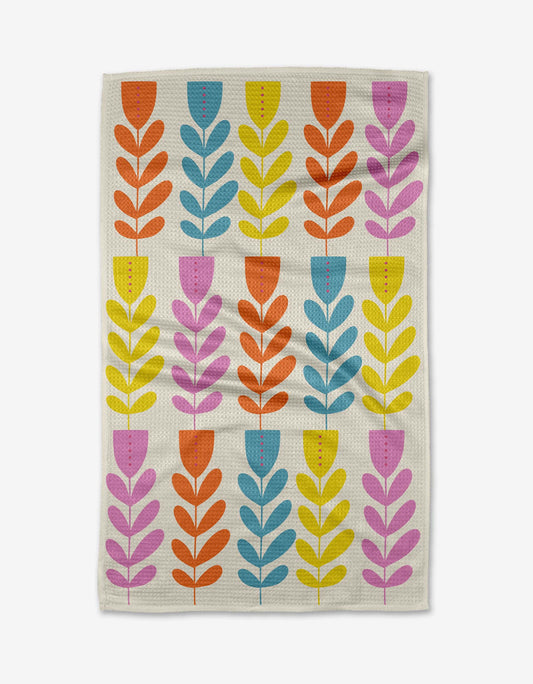 Bold Spring kitchen towel collection