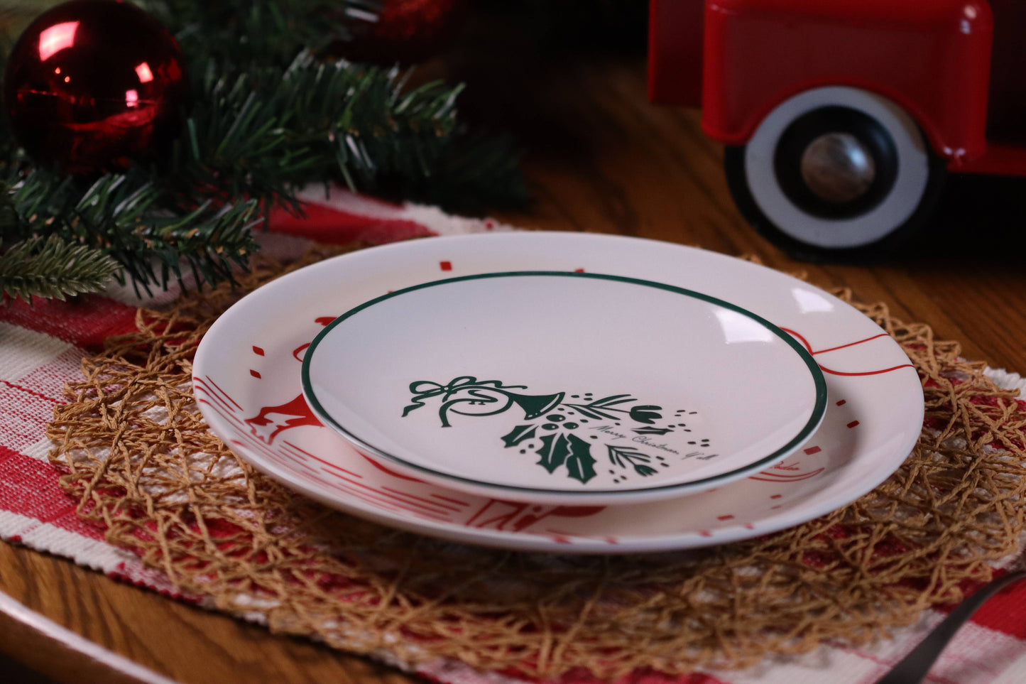 "Merry Christmas, Y'all" medium melamine plate in green