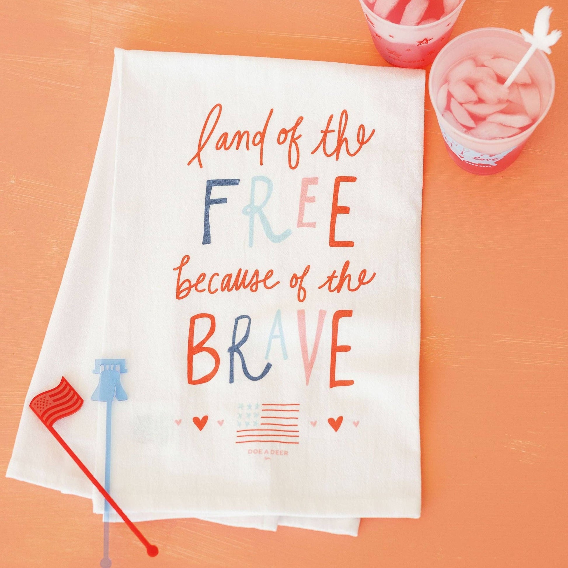 This Land of the Free towel pairs well with patriotic shatterproof cups sold separately.