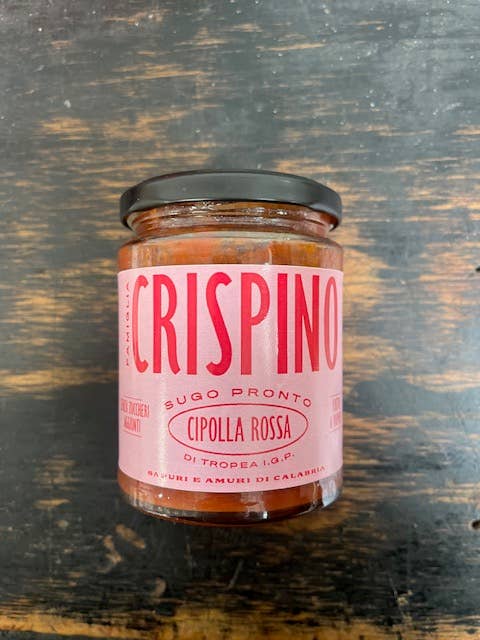 Delicious Crispino Italian red onion pizza sauce