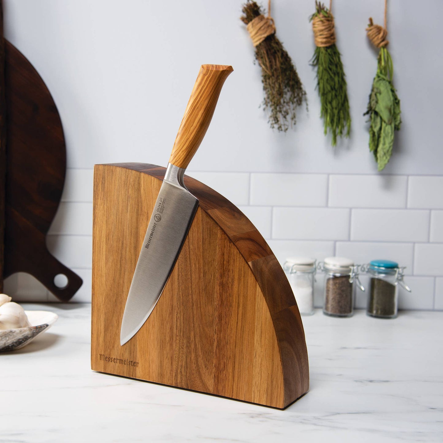 Magnetic knife block gift - holds 10