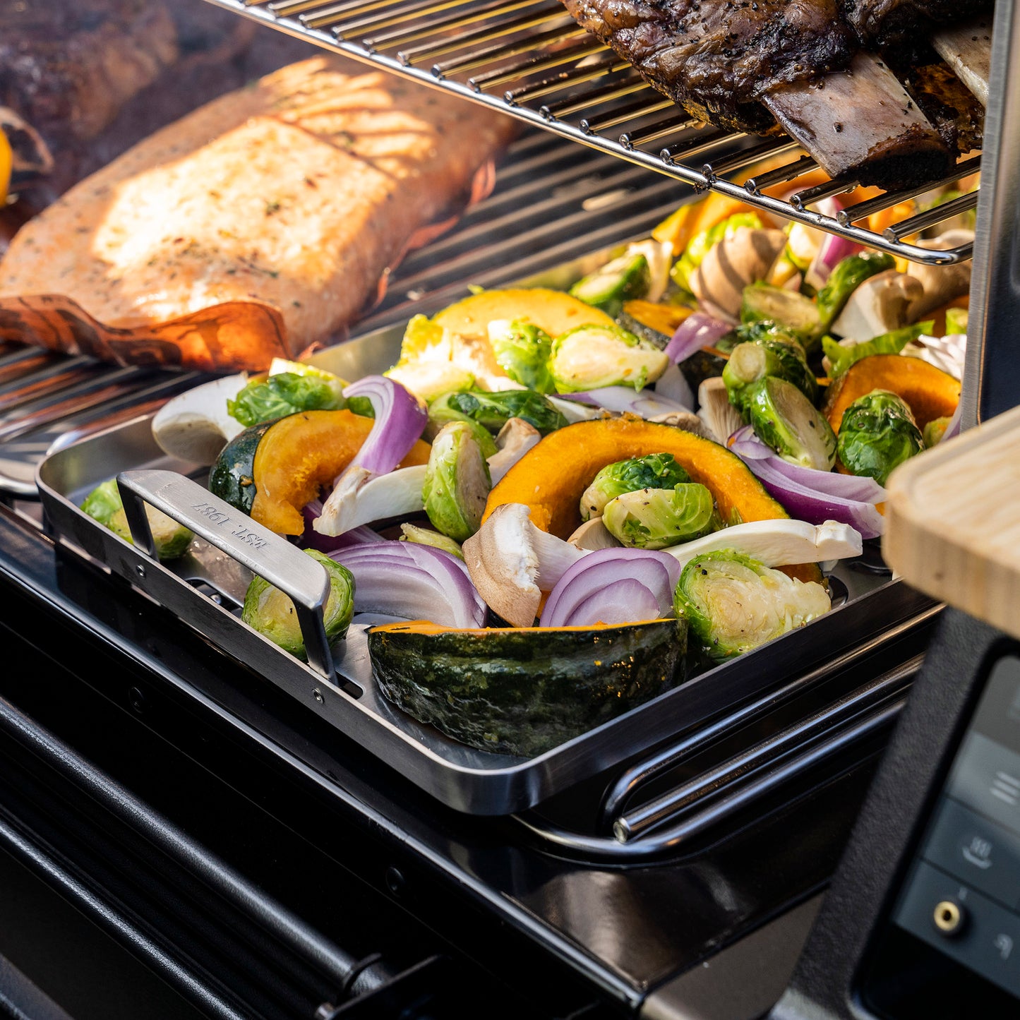 Traeger accessories - Cookware - ModiFIRE Stainless Steel Grill Tray