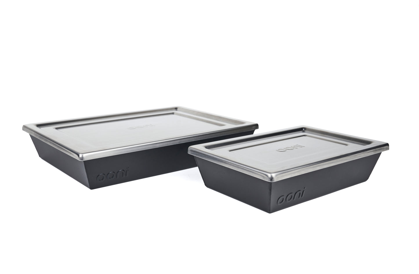 Ooni Detroit Pans come in two sizes: small or medium.