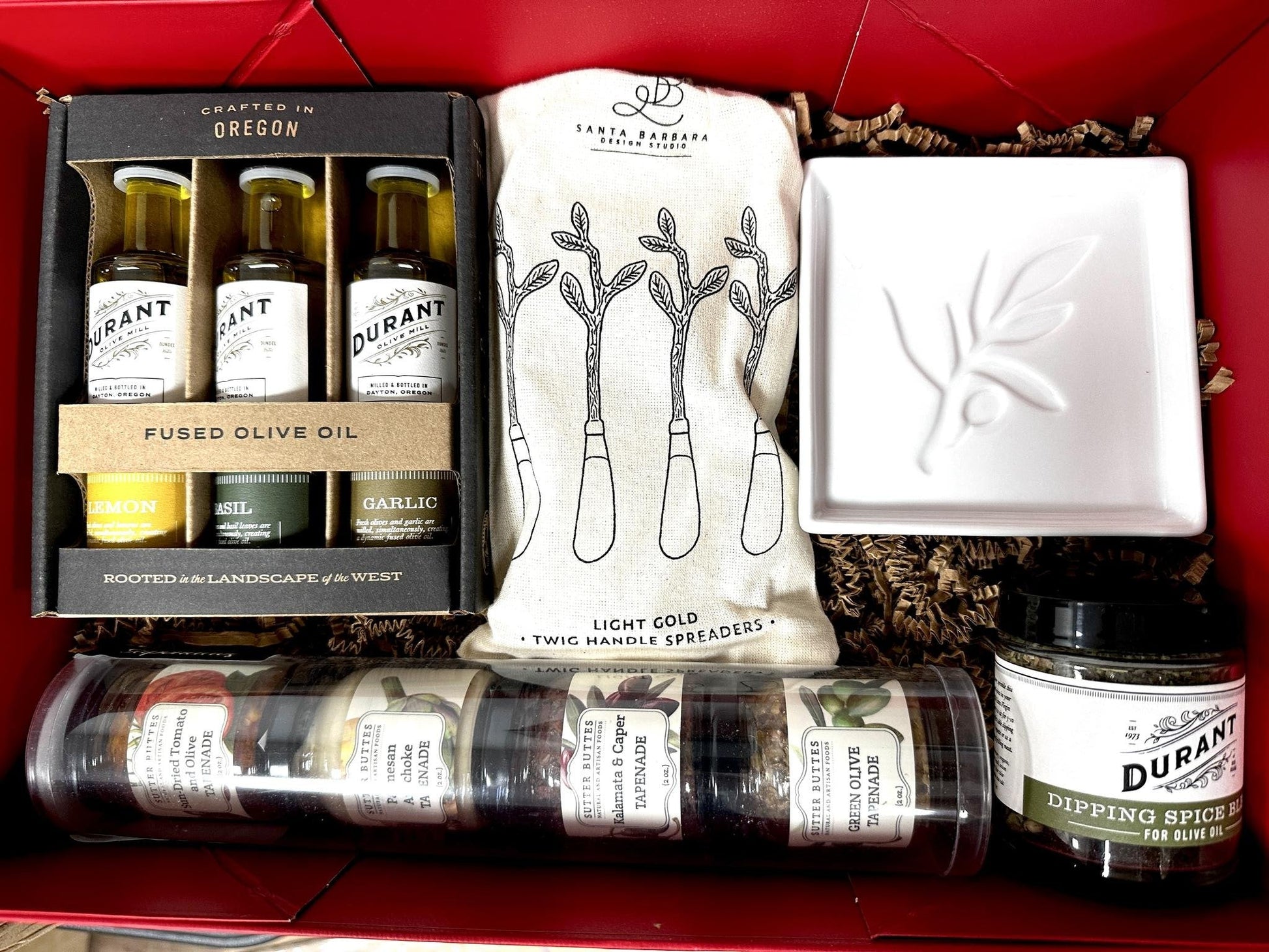 Buy 1 (one) food gitt bundle with a set of light gold spreaders. 