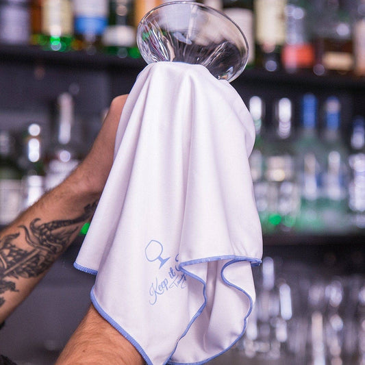 Buy 1 (one) polishing cloth, for professional bar use or to keep glassware polished at home. 