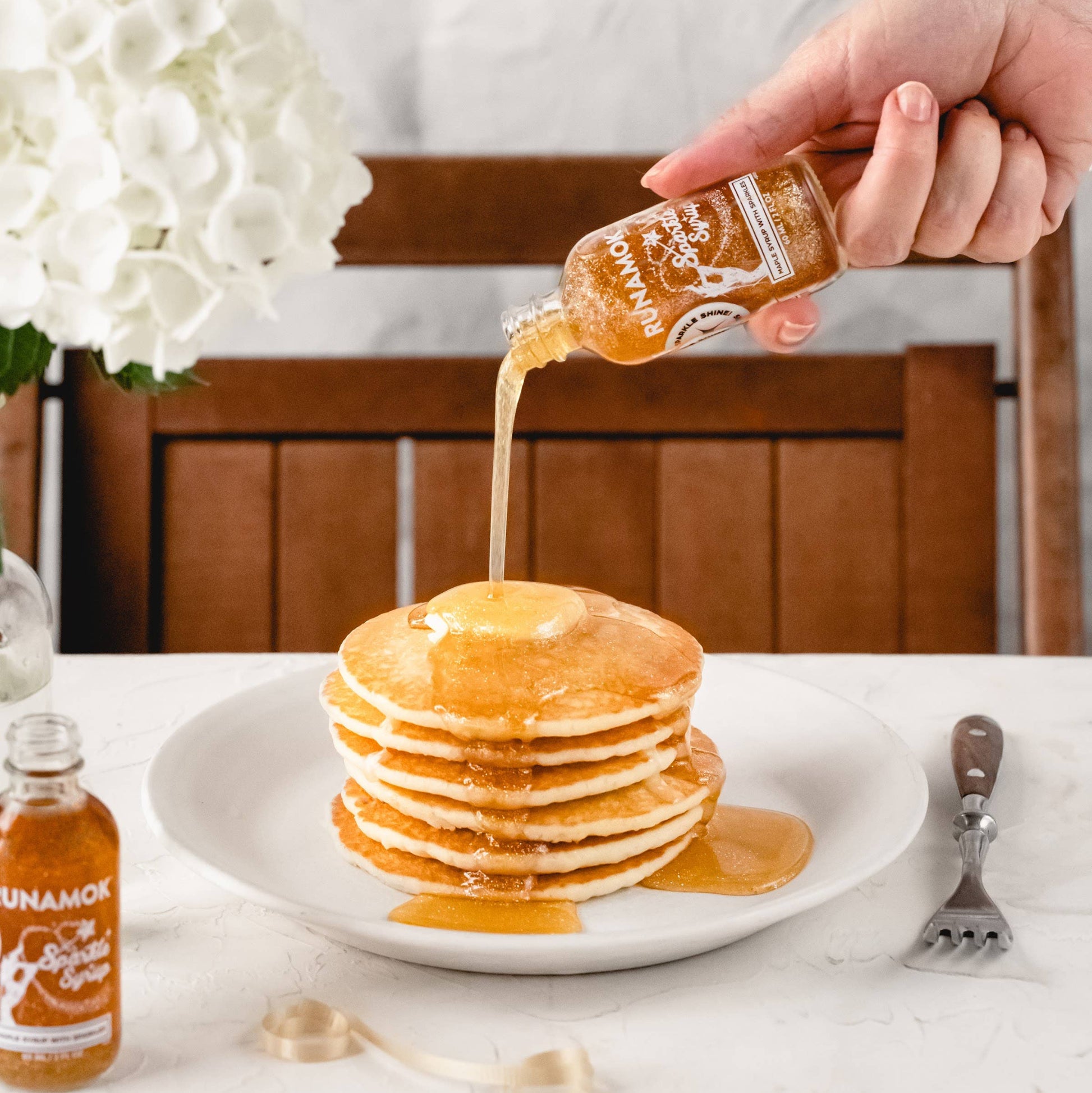 Buy 1 (one) mini bottle of sparkle syrup to make a special holiday brunch. 