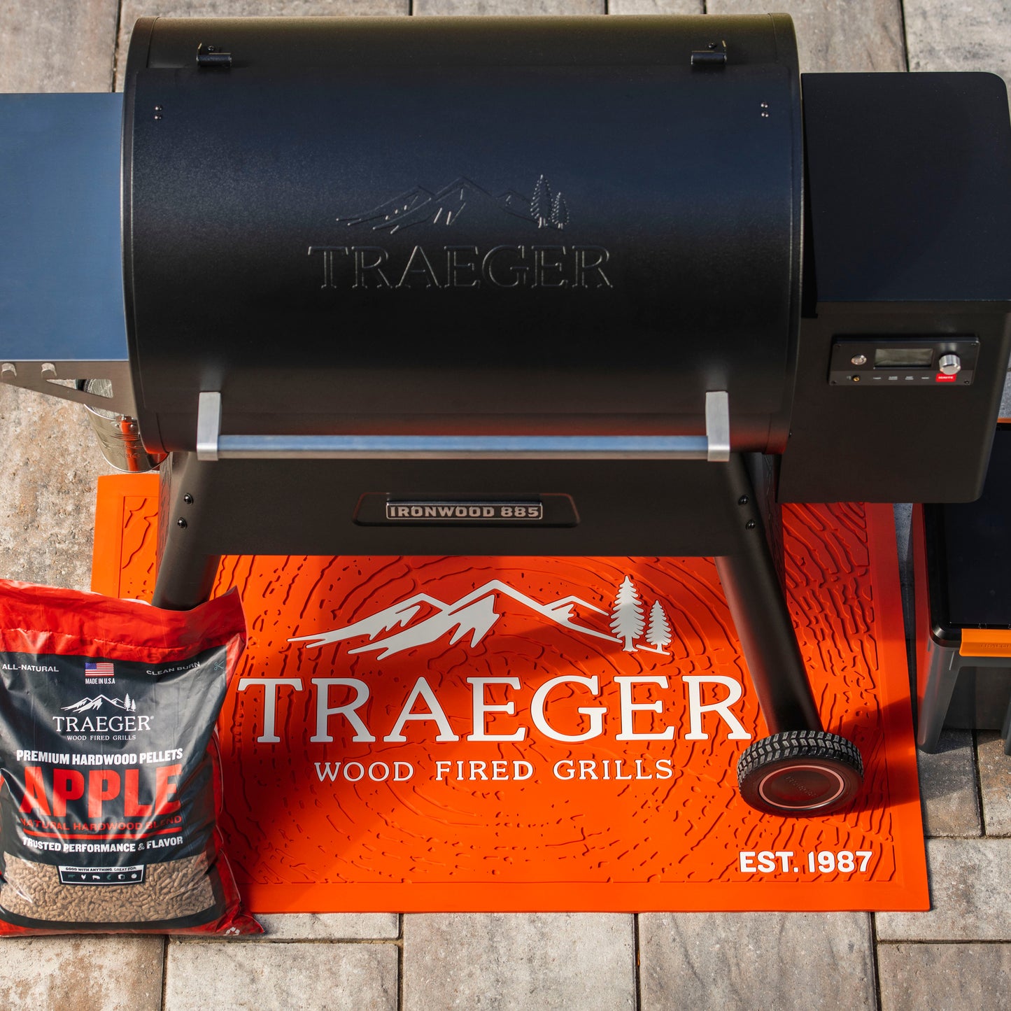 Traeger grill mat - Heavy duty - Looks great on your patio